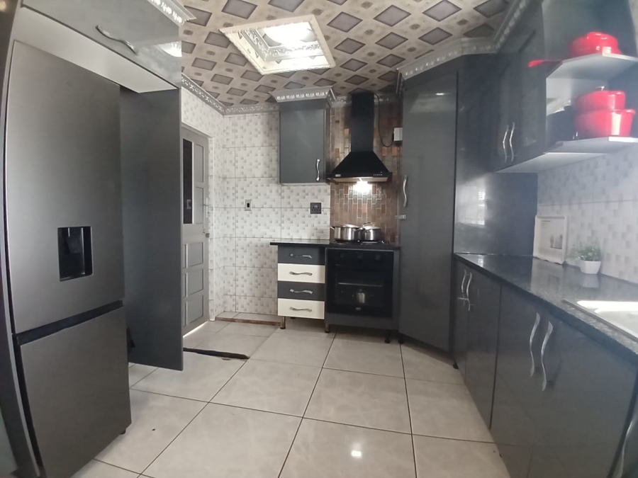 3 Bedroom Property for Sale in Mdantsane Nu 16 Eastern Cape